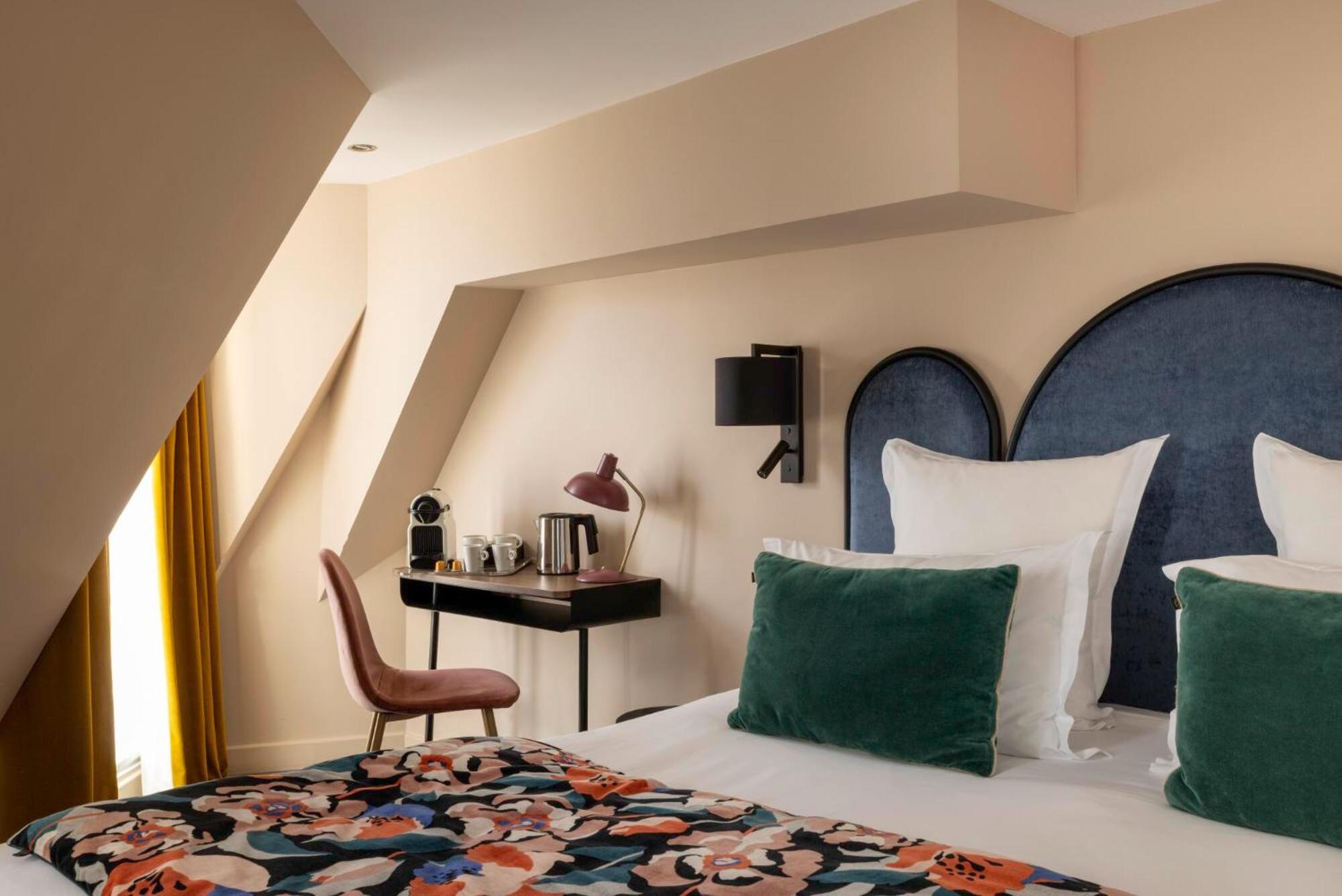 Maxim Opera Hotel 4*